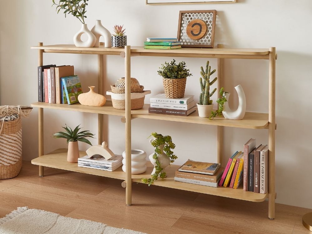 Lola Bookshelf