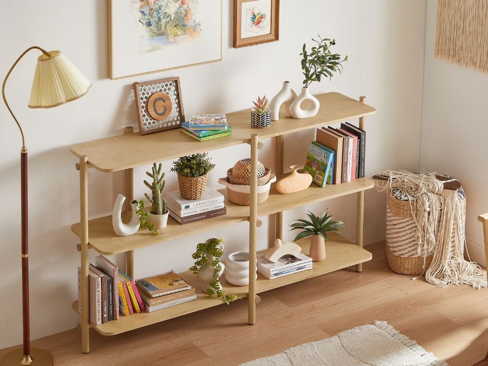 Lola Bookshelf