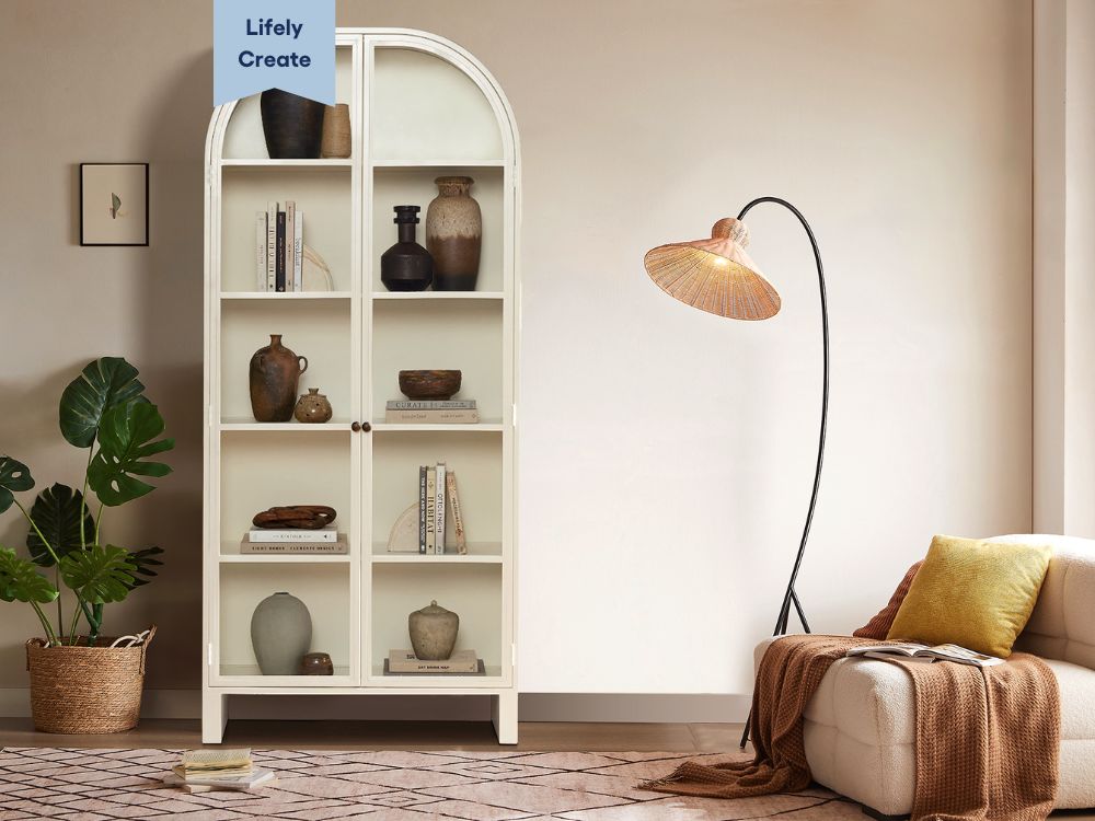 Diri Display Cabinet