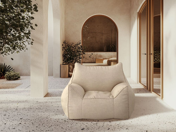 Lia Armchair