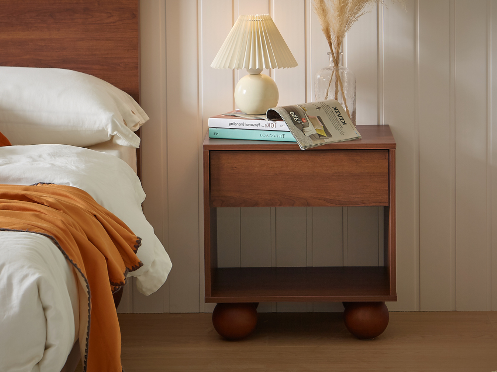 Trade me bedside tables deals